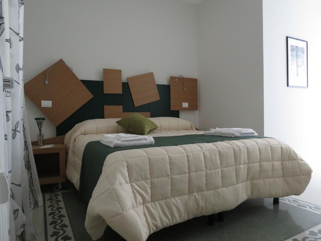 Adriano Augusto Bed and Breakfast Ρώμη Δωμάτιο φωτογραφία